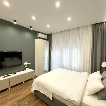 Moni Downtown Luxury Daire