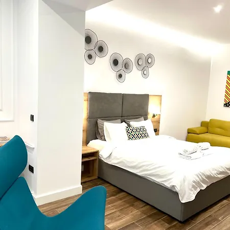 Moni Downtown Luxury * Belgrad