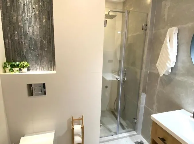 Moni Downtown Luxury بلغراد