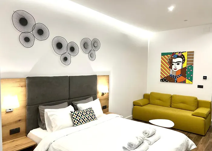 شقة Moni Downtown Luxury *